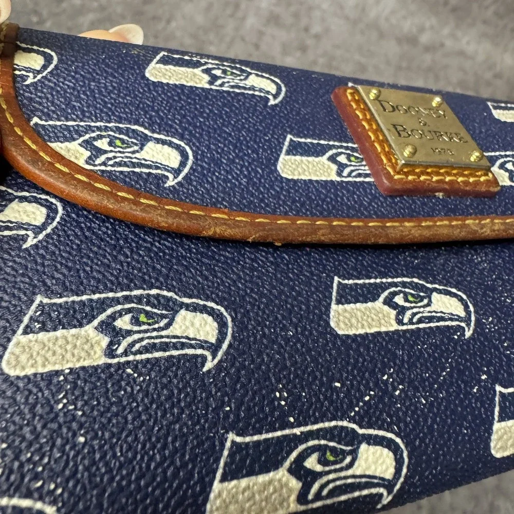 Dooney & Bourke dooney bourke